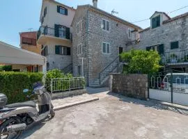 Apartments by the sea Trogir - 21588