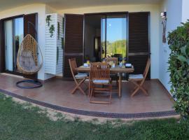 Palm House Alvor, hotel em Alvor