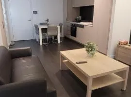 1Bed & large study in the heart of Parramatta