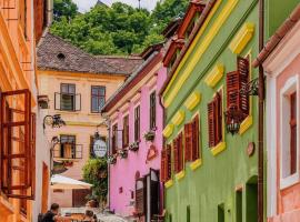 The Throne - M Museum Hotel, hotel di Sighisoara