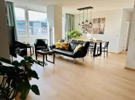 Urbanstay Suites - Grand Place 2 Bd Apartment