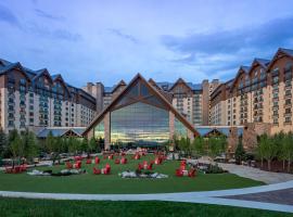 Gaylord Rockies Resort & Convention Center, מלון באורורה