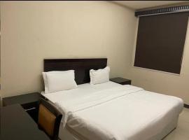 Quiet Rooms 8, serviced apartment in Riyadh