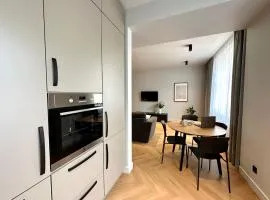 Silver Apartment