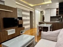 Midtown Boutique Apartment