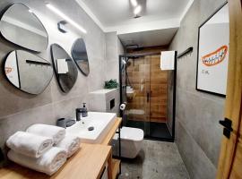 올슈틴에 위치한 아파트 Kolory Warmii Apartamenty Garaż Podziemny-30pln-doba