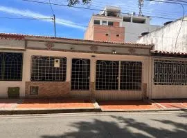 Agradable casa en Cúcuta cerca al CC Unicentro