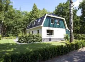 Luxurious villa in the nature of De Veluwe