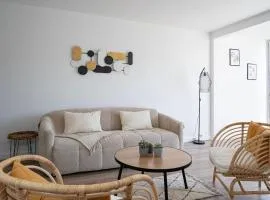 Magnifique appartement 6 couchages au coeur du village refait entièrement à quelques pas de la plage ref M3