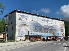 Turistická ubytovňa SHB ,Štrbské Pleso - Vysoké Tatry