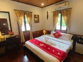 Golden Lotus Boutique Hotel