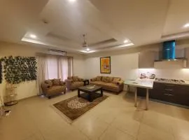 Private 1-Bedroom Apartment