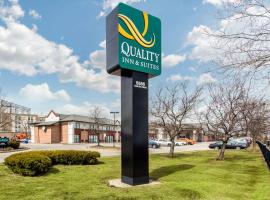 Quality Inn & Suites 5585 Ambler Drive Mississauga Ontario, hotel v mestu Mississauga