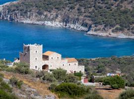 Focalion Castle Luxury Suites, casa de huéspedes en Pyrgos Dirou