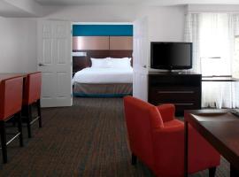 Residence Inn by Marriott Cleveland Independence, hotel em Independence