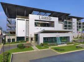 Legend Hotel Lagos Airport, Curio Collection By Hilton, hotell med parkeringsplass i Lagos