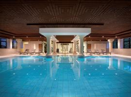 DoubleTree by Hilton Royal Parc Soestduinen, hotel amb piscina a Soestduinen