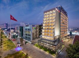 Hilton Garden Inn Izmir Bayrakli, hotell i İzmir