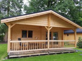 HderH - Eco Lodge op vakantiepark De IJsvogel, zwembaden, kids fun, natuur en rust, horská chata v destinácii Voorthuizen