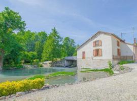 Le moulin de la lhuitrelle, viešbutis mieste Lhuître