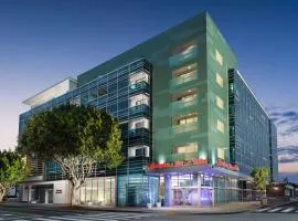 Hampton Inn & Suites Santa Monica