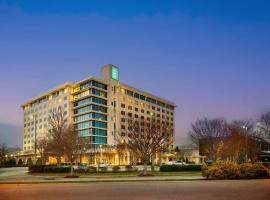 Embassy Suites by Hilton Hampton Convention Center, hôtel à Hampton