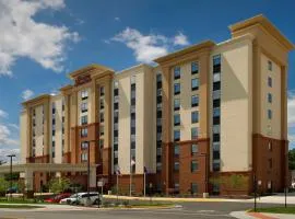 Hampton Inn & Suites Falls Church