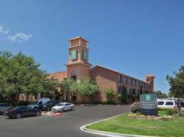 Embassy Suites Lubbock, hotel u gradu Lubok