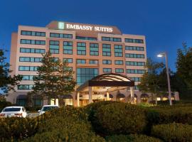 Embassy Suites by Hilton Boston Waltham, hotelli kohteessa Waltham