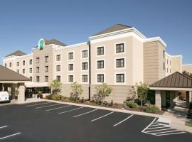 Embassy Suites Cleveland - Beachwood, מלון בביצ'ווד