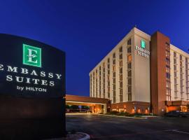 Embassy Suites by Hilton Dallas Market Center, hotel in Dallas