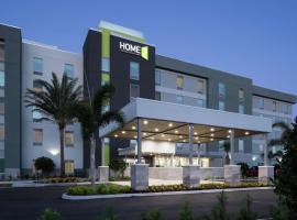 Home2 Suites By Hilton Orlando Airport，奧蘭多的飯店