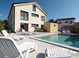 Apartments Kras 24 with Pool