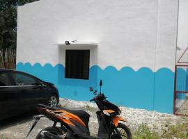 Bluewaves Apartment, scooter, car: Dauis şehrinde bir daire