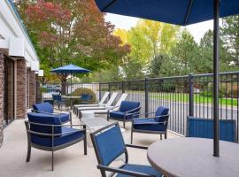 Hampton Inn Loveland, hotel en Loveland