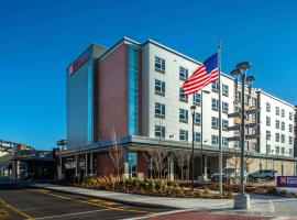 Hilton Garden Inn Foxborough Patriot Place، فندق في فوكسبوروه