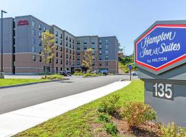 Hampton Inn & Suites Boston/Waltham, hotelli kohteessa Waltham