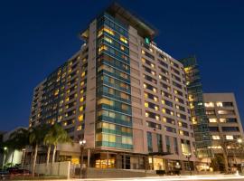 Embassy Suites Los Angeles Glendale, hotel em Glendale