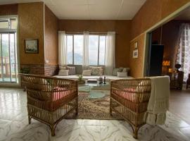 Casablanca Homestay, hotel v Aizawlu