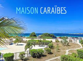 Maison Caraibes beach front on Orient Bay with 2 big pools โรงแรมในOrient Bay