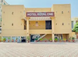 HOTEL ROYAL ONE