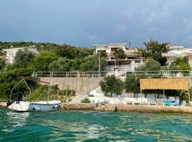 Orange Tree Mediterranean Beachfront House, hotel v destinaci Neum