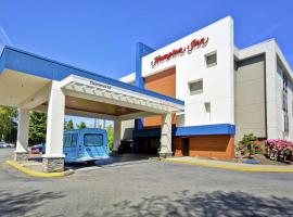 Hampton Inn Seattle/Southcenter, khách sạn ở Tukwila