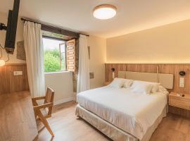 Hotel BESTPRICE Santillana: Santillana del Mar'da bir otel