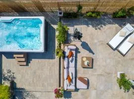 [Via Indipendenza] – Attico di lusso con Piscina