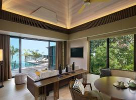 The Ritz-Carlton, Langkawi, resort en Pantai Kok