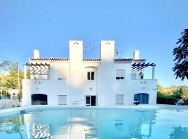 CASAS NAS TERMAS, hotel con piscina a Cabeço de Vide