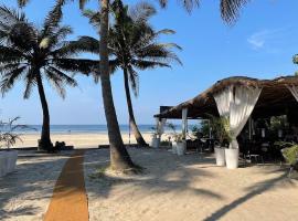 Mamagoa Beach Resort, resort em Mandrem