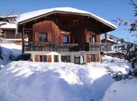 Chalet spacieux aux Gets - 4 chambres, 12 pers, proche centre et remontées, Wi-Fi, garage - FR-1-671-237