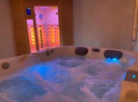 *Romance Jacuzzi* Appartement Spa pour les amoureux ou les solos, hotel spa a Deuil-la-Barre